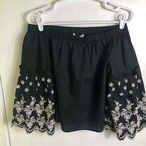 NWT Off The Shoulder Long Sleeve Top Black Size: M